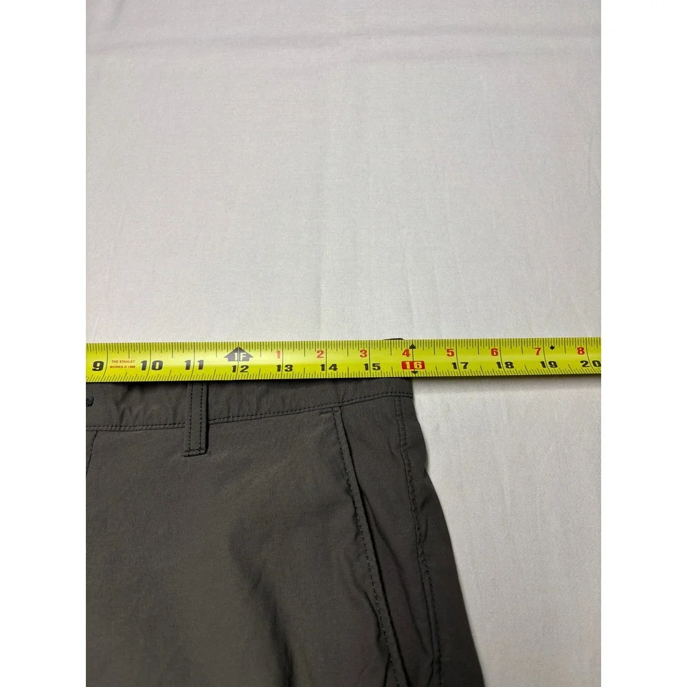 The North Face Men's Rolling‎ Sun Packable Shorts Grey Green Size 30X9